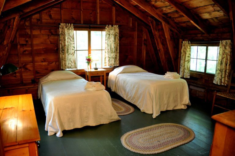 Rustic comfort Lodging at RDC on Squam Lake in Holderness NH
